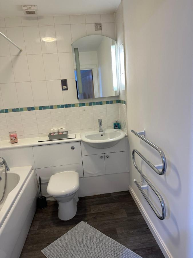 2 Bed Modern Apartment Swansea Extérieur photo